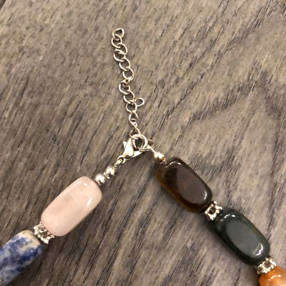 Woman’s multicolored fashion necklace - Picture 3 of 3